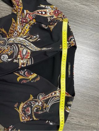 Abito scollo V fantasia paisley