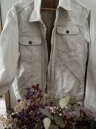 Chaqueta vaquera beige GAP