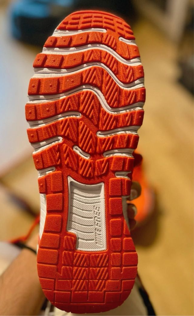 Nike Free Metcon 6 Naranja/Blanco