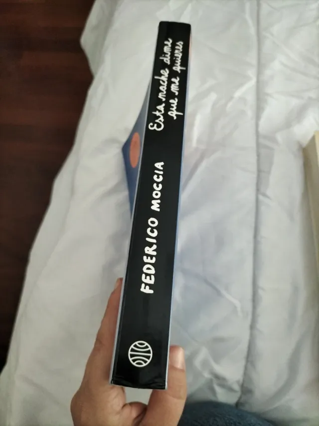 Esta noche dime que me quieres (Spanish Edition)