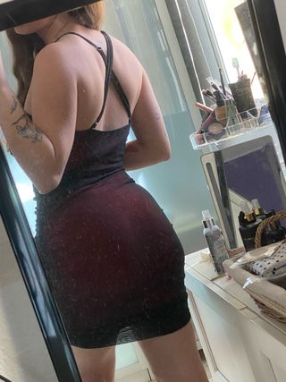 Vestido Negro y Rojo