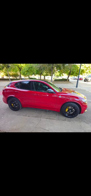 Alfa Romeo Stelvio Quadrifoglio