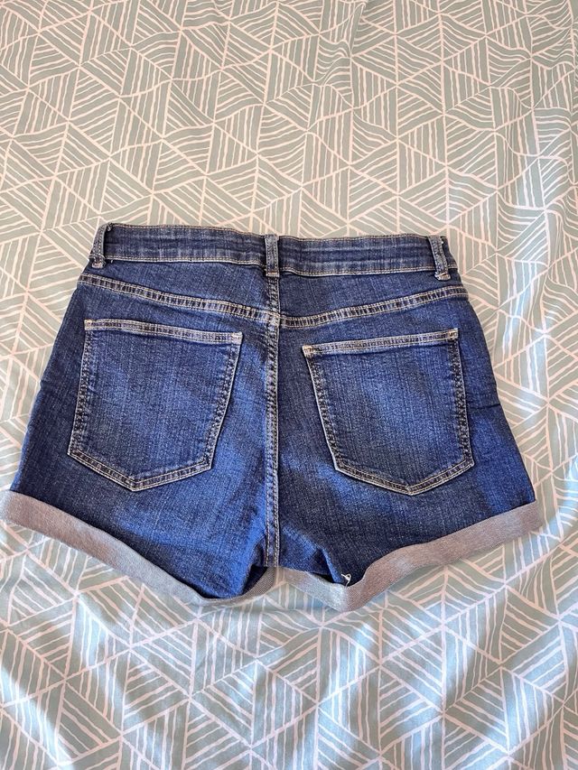 Pantalón corto vaquero Bershka azul