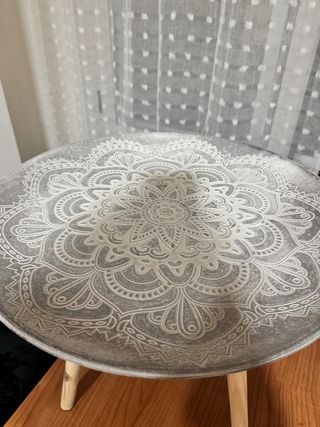 Mesa auxiliar decorativa mandala