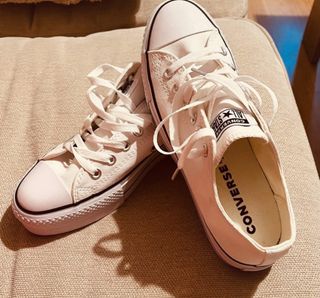 Converse Chuck Taylor Lift Canvas Low Blancas