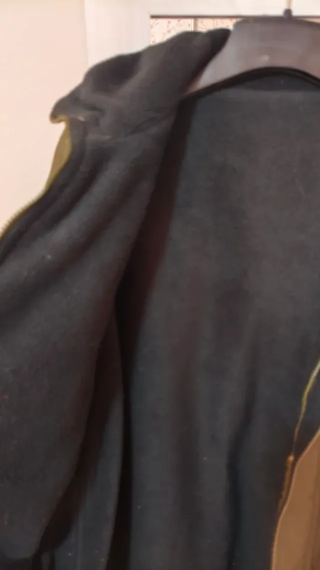 Chaqueta forrada verde y negra