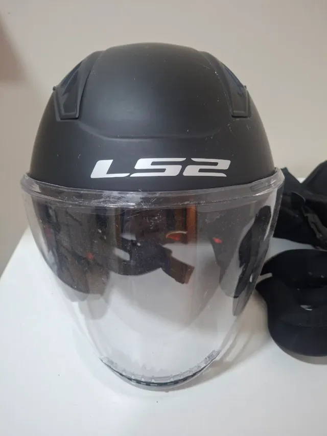 Casco Moto LS2  adulto y niño, juntos o separados.