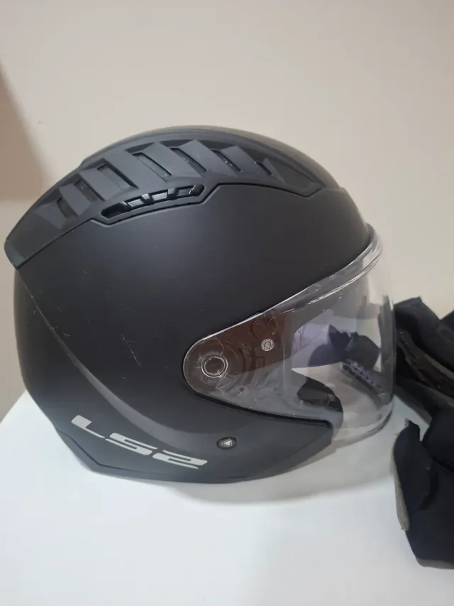 Casco Moto LS2  adulto y niño, juntos o separados.