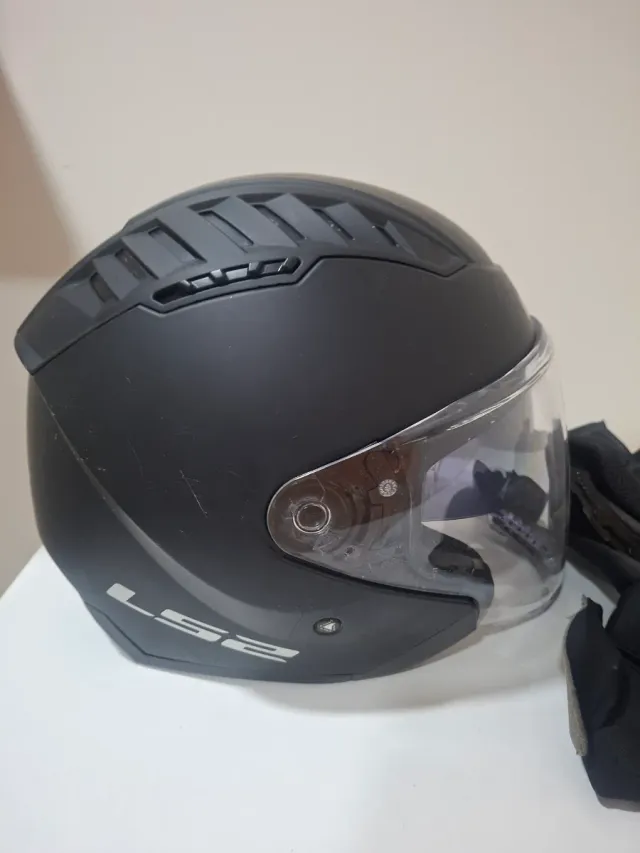 Casco Moto LS2  adulto y niño, juntos o separados.