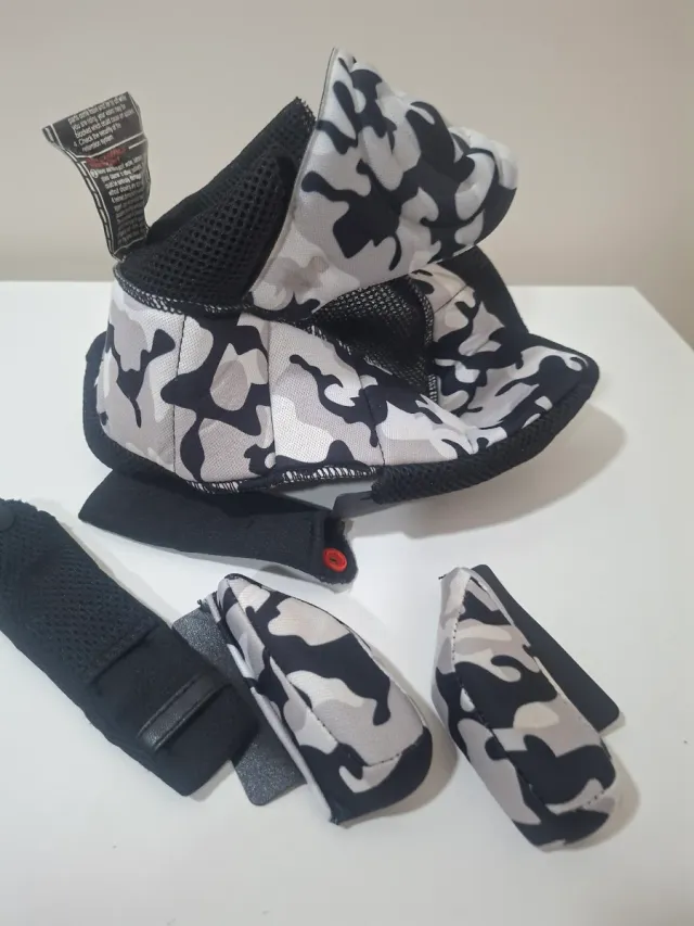 Casco Moto LS2  adulto y niño, juntos o separados.