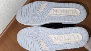 Louis Vuitton Zapatillas Negras y Grises