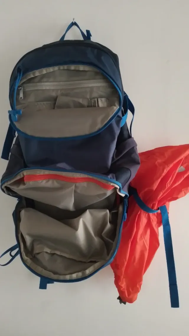 Mochila Vaude Wizard 30+4 senderismo