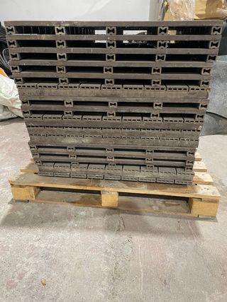 Baldosas composite marrón