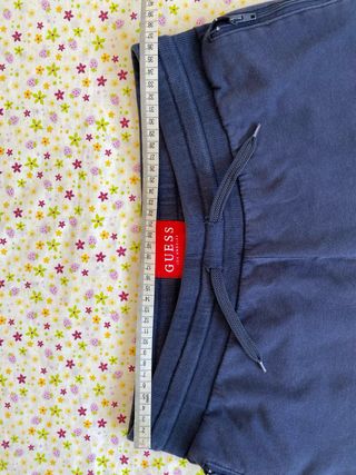 Pantalón Jogger Guess