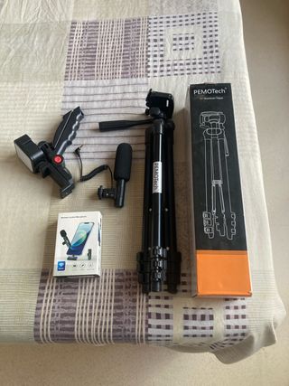 Trípode PEMOtech + Micrófono + Luz LED soporte