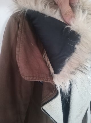 Parka mujer New Look Talla 36 con forro de borrego