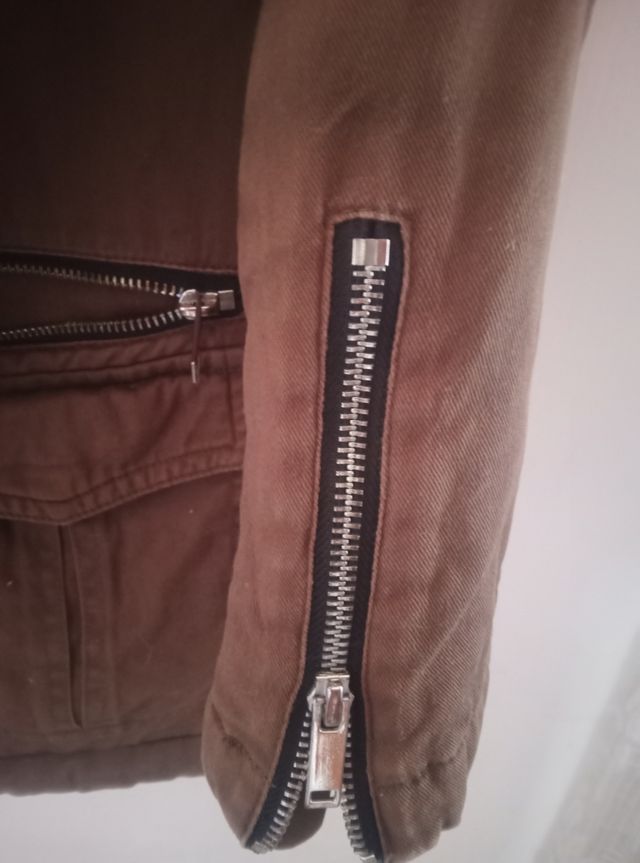 Parka mujer New Look Talla 36 con forro de borrego