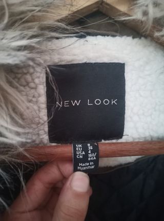 Parka mujer New Look Talla 36 con forro de borrego