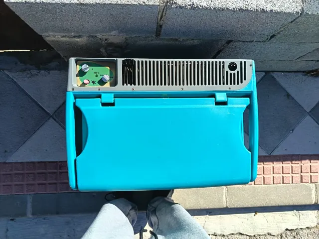 Frigorifero portatile Electrolux con luce