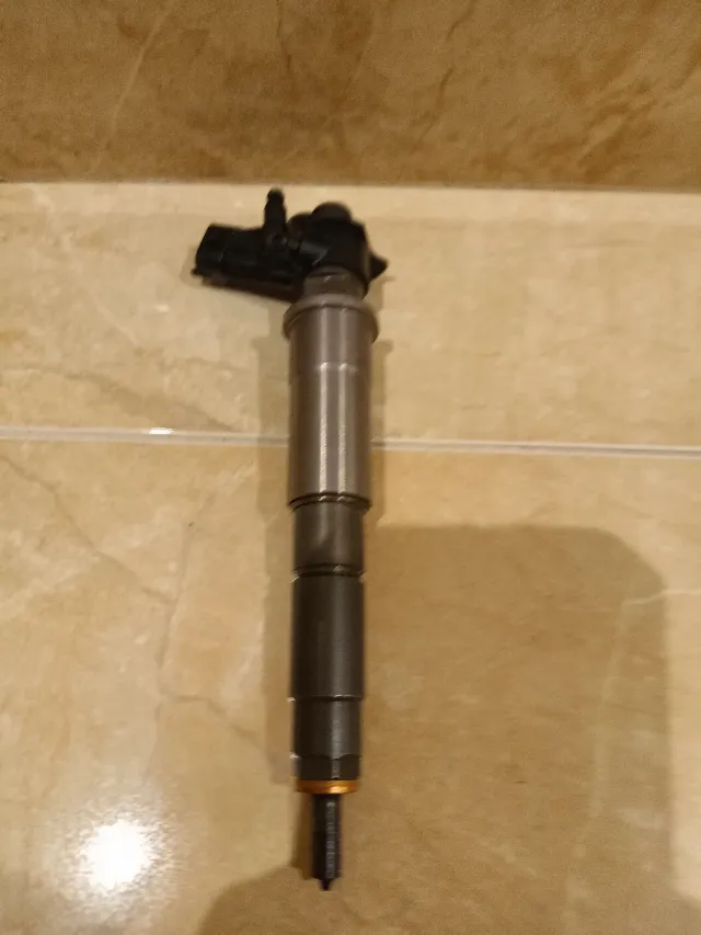 Inyector 505056BH82409398