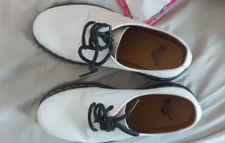 Dr. Martens Blancas Talla 37