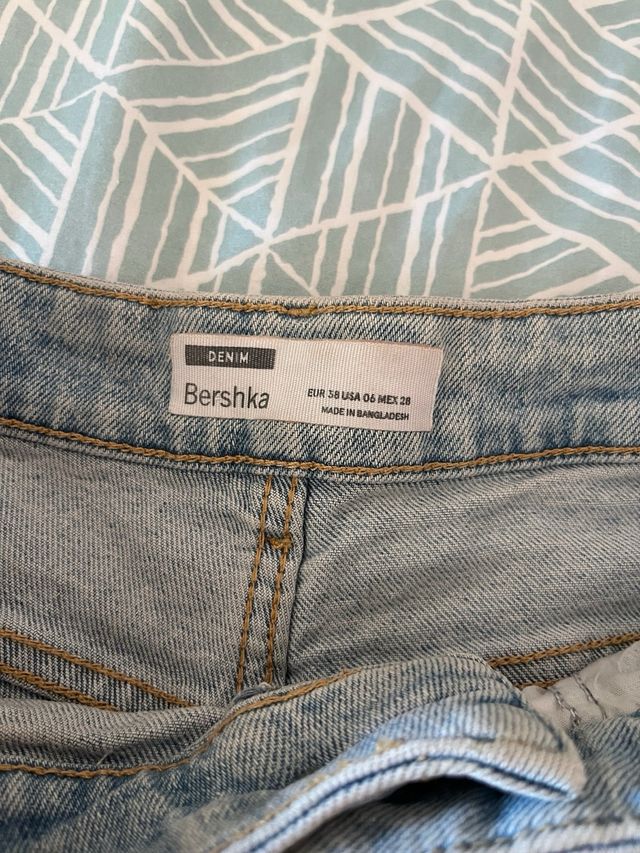 Pantalón corto vaquero Bershka azul