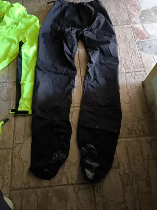 Traje impermeable FUENTE amarillo y negro xxl