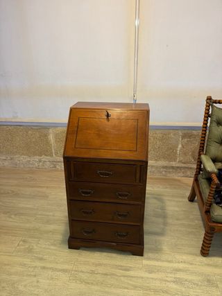 Cómoda Valentí de madera