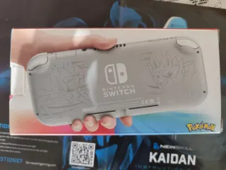 Nintendo Switch Lite Edición Pokémon Zacian-Zama