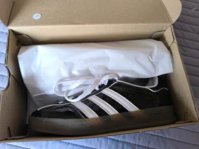 Adidas Gazelle Indoor negras y blancas