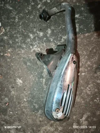 Tubo de escape Vespa ET2