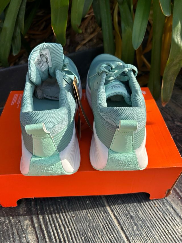 Zapatillas Nike Promina Talla 44 Nuevas sin estren