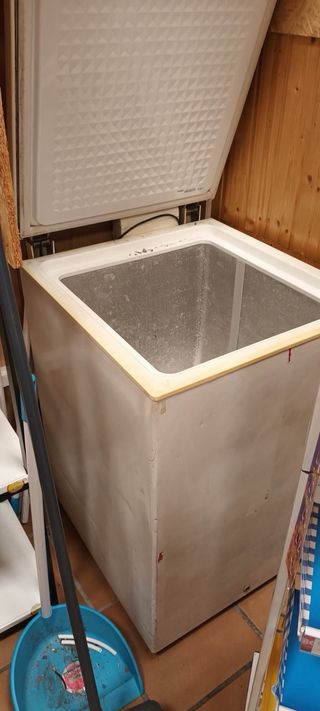Congelador arcón 60x60 buen estado