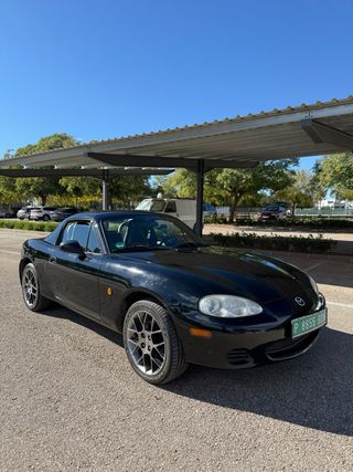 Mazda MX-5 2004