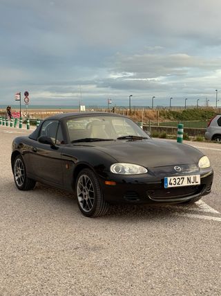 Mazda MX-5 2004