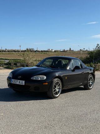 Mazda MX-5 2004