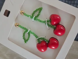 Pendientes Zara Cerezas