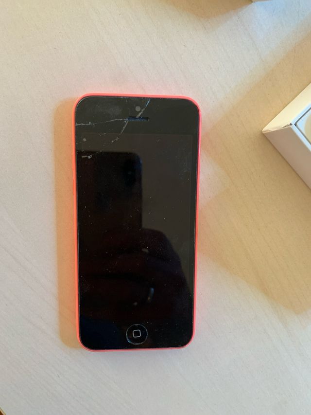 7 iPhones 4 + 1 de regalo