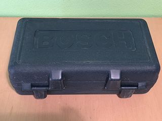 Amoladora Bosch GWS 6-115 con maletín