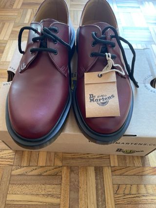 Dr. Martens Scarpe Unisex bordo