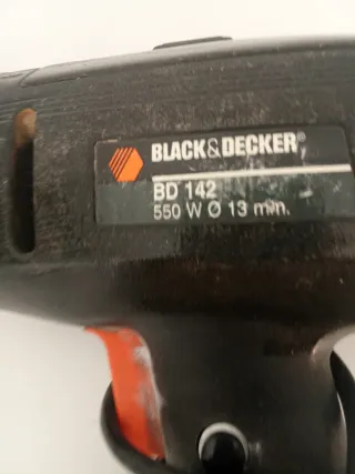 Taladro Black & Decker BD 142