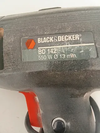 Taladro Black & Decker BD 142