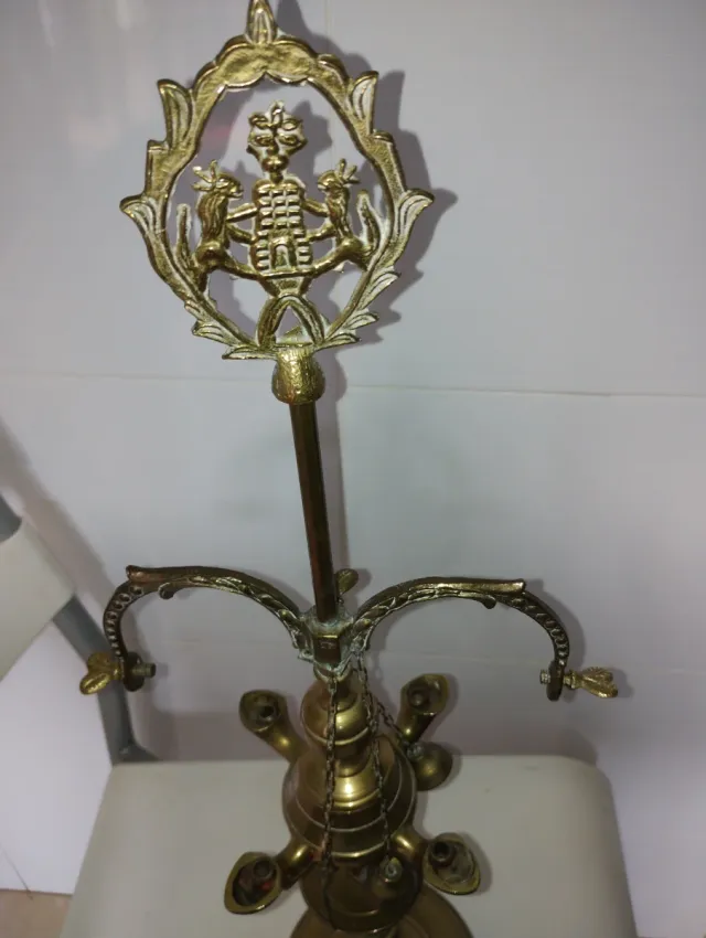 Candil o quinqué antiguo de latón
