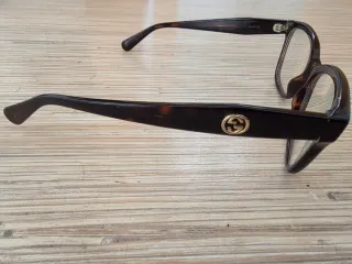 Montura de gafas Gucci tortuga