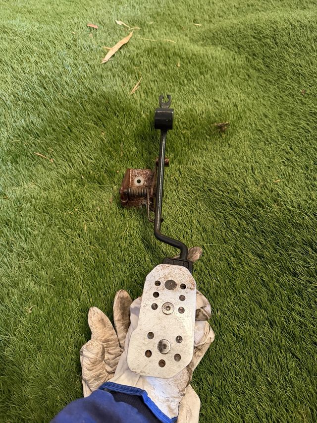 Pedal acelerador Nissan Terrano 2