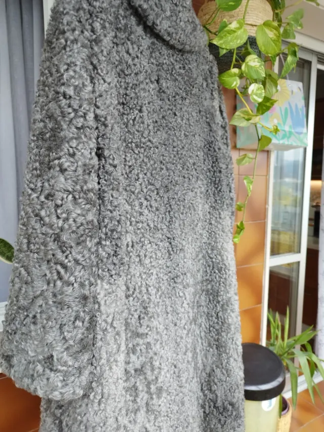 Abrigo de piel de cordero mujer gris