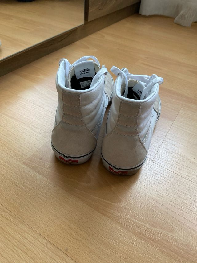 Zapatillas Vans ante SK8-Hi Beige/Blancas Talla 42