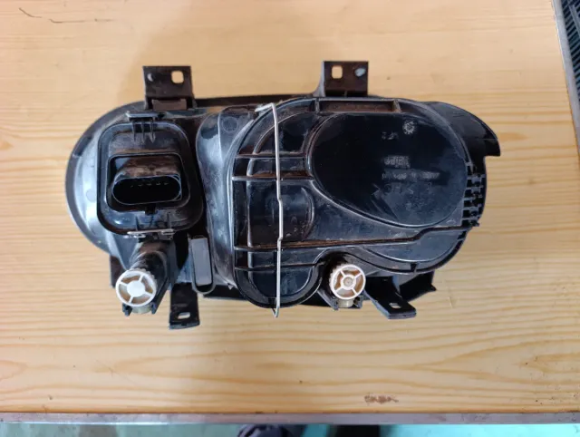 Faro Izquierdo Golf MK4