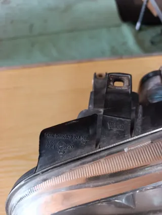 Faro Izquierdo Golf MK4