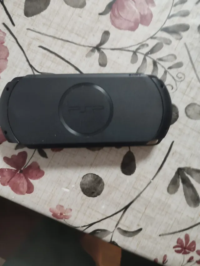 PSP Street Negra Sony+juegos